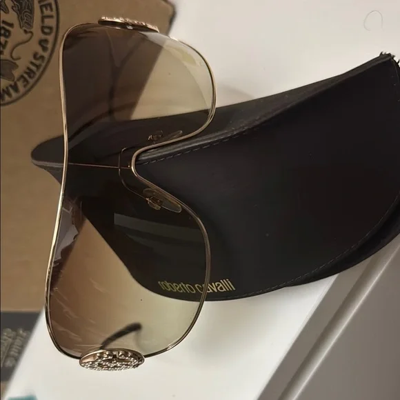 Roberto Cavalli Brown Shield Sunglasses with Crystal Detail - Picture 6 of 7